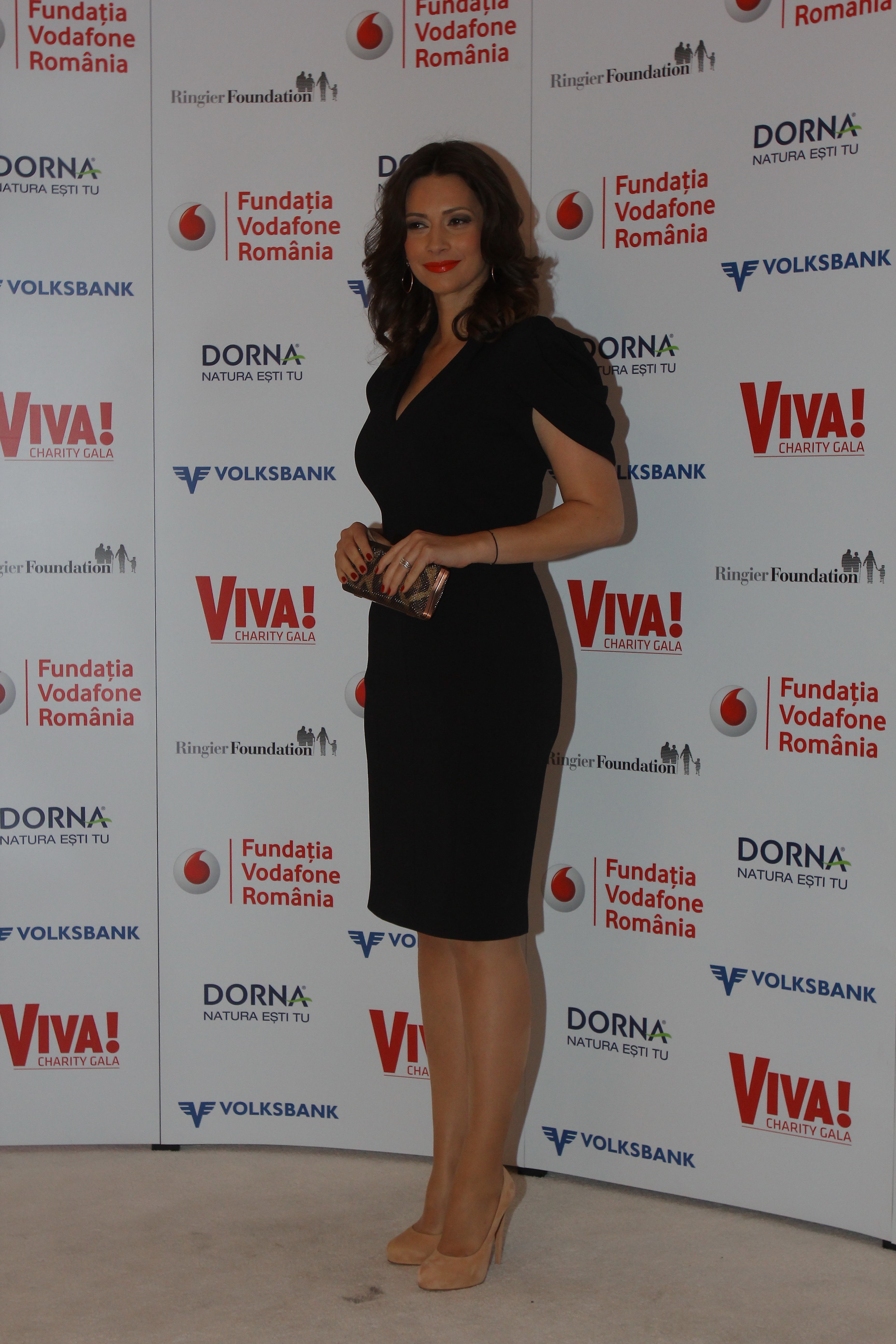 Andreea parca a intinerit de cand se iubeste cu medicul estetician Constantin Stan