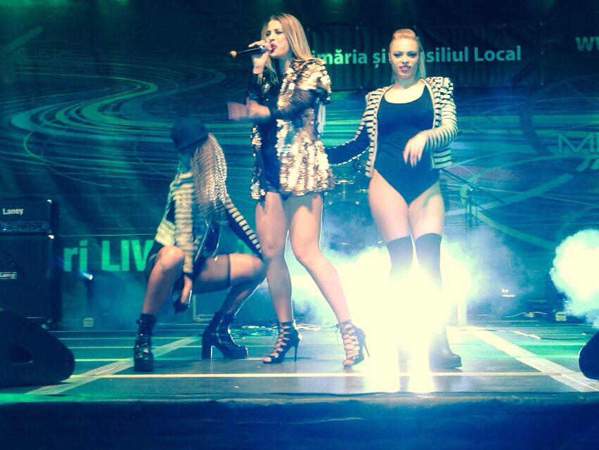 Roxana pare dispusa sa renunte la cei 3.000 de euro pe care ii datoreaza Groza