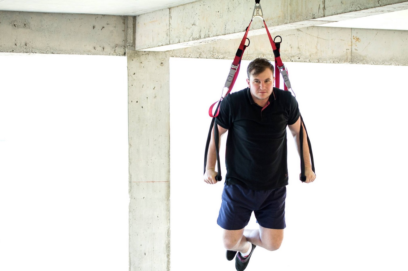 Vlad detine o afacere in domeniul suplimentelor nutritive