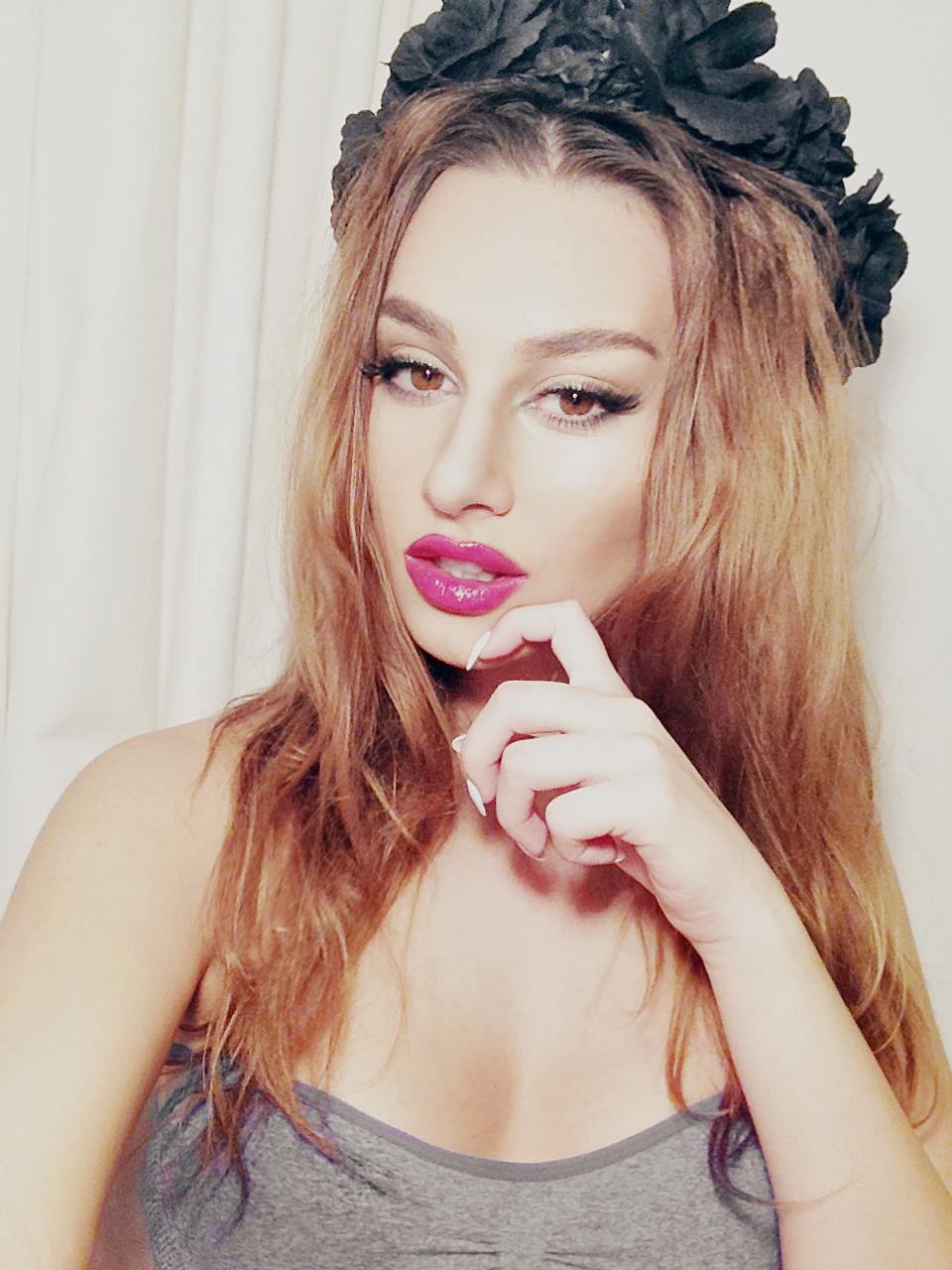 Kaira stie sa fie si feminina atunci cand isi doreste