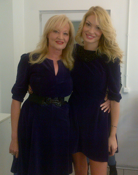 Valentina, alaturi de Georgeta Pelinel, mama ei