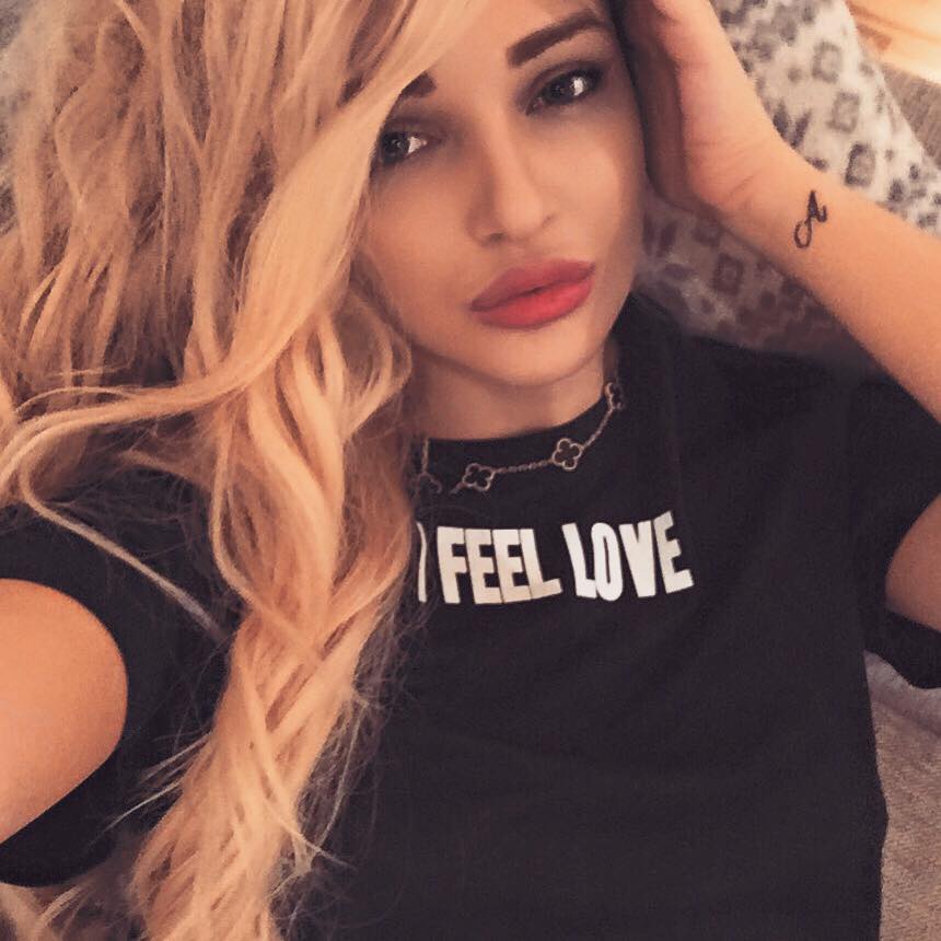 Denisa face orice ca sa slabeasca