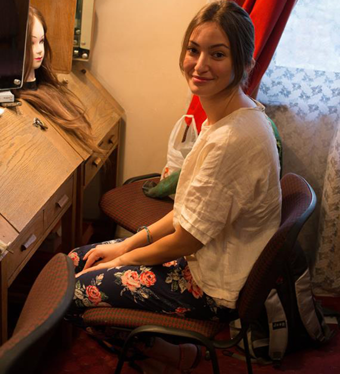 Acum, Raluca are 30 de ani si este una dintre cele mai talentate actrite din Romania