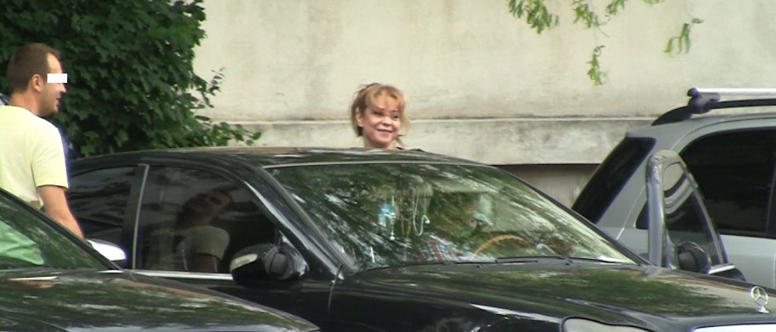 Pleaca sa faca actele