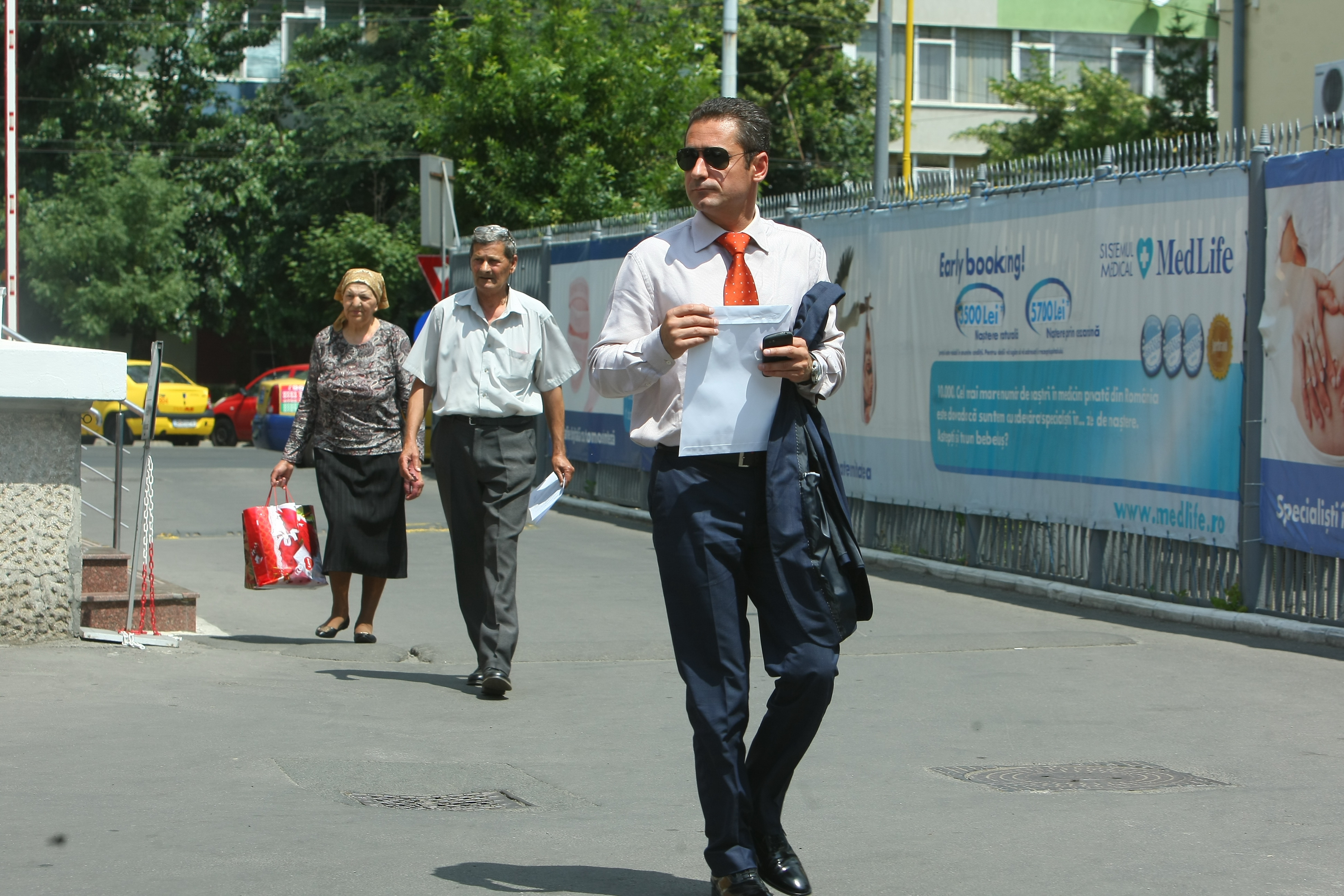 Gabriel Fatu a iesit nervos din clinica