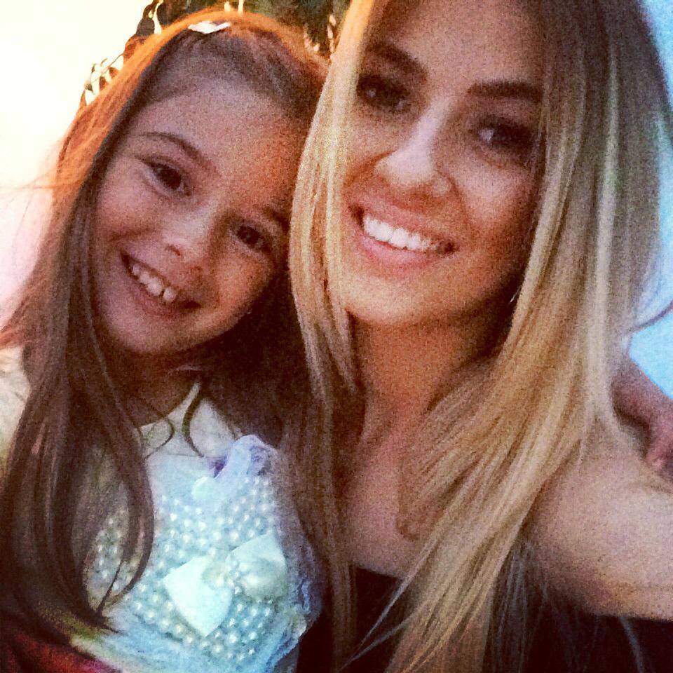 Lidiei ii plac foarte mult copiii, dovada si ultima poza postata de ea pe Facebook