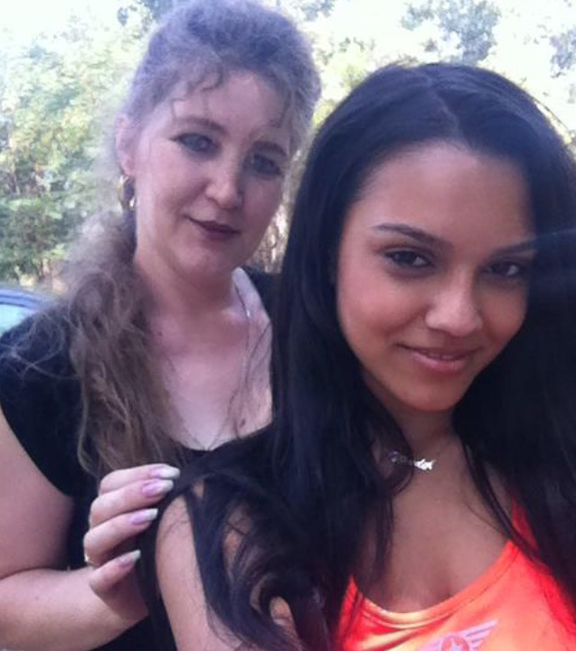 Carmen Simionescu se intelege foarte bine cu mama lui Ahmed.