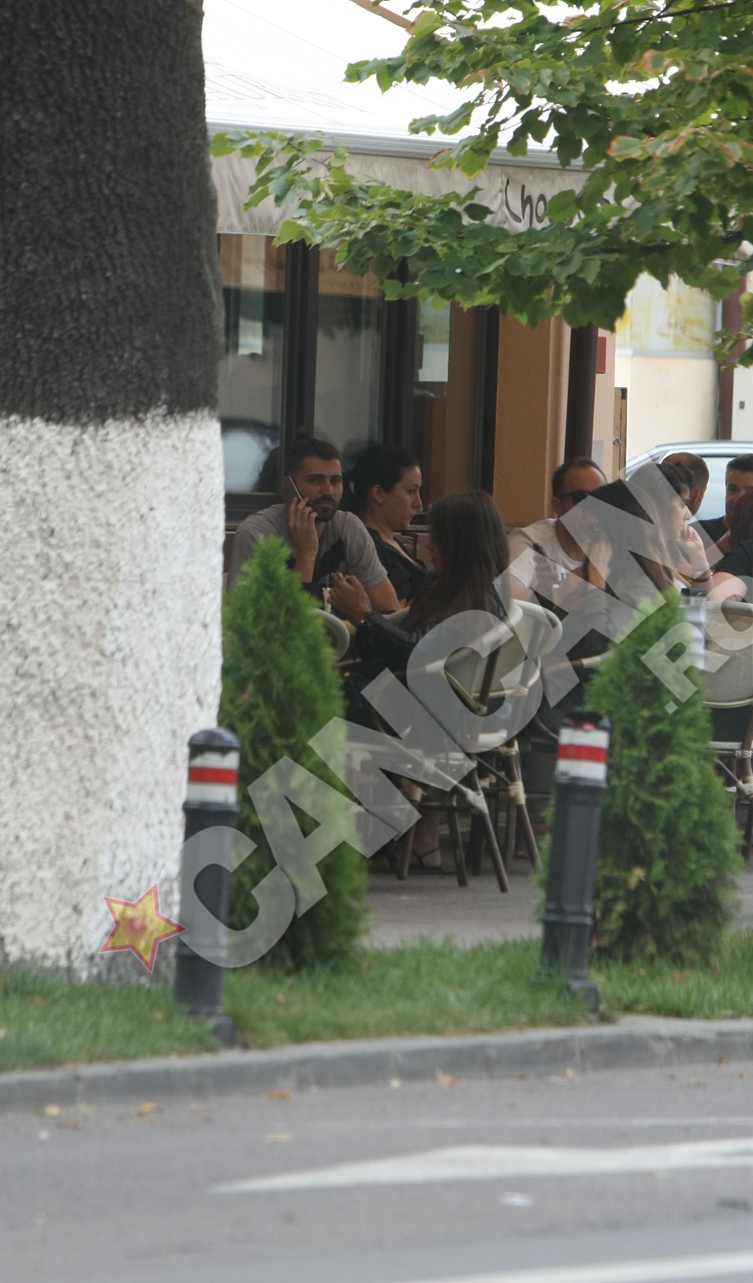 Cei doi par doi straini