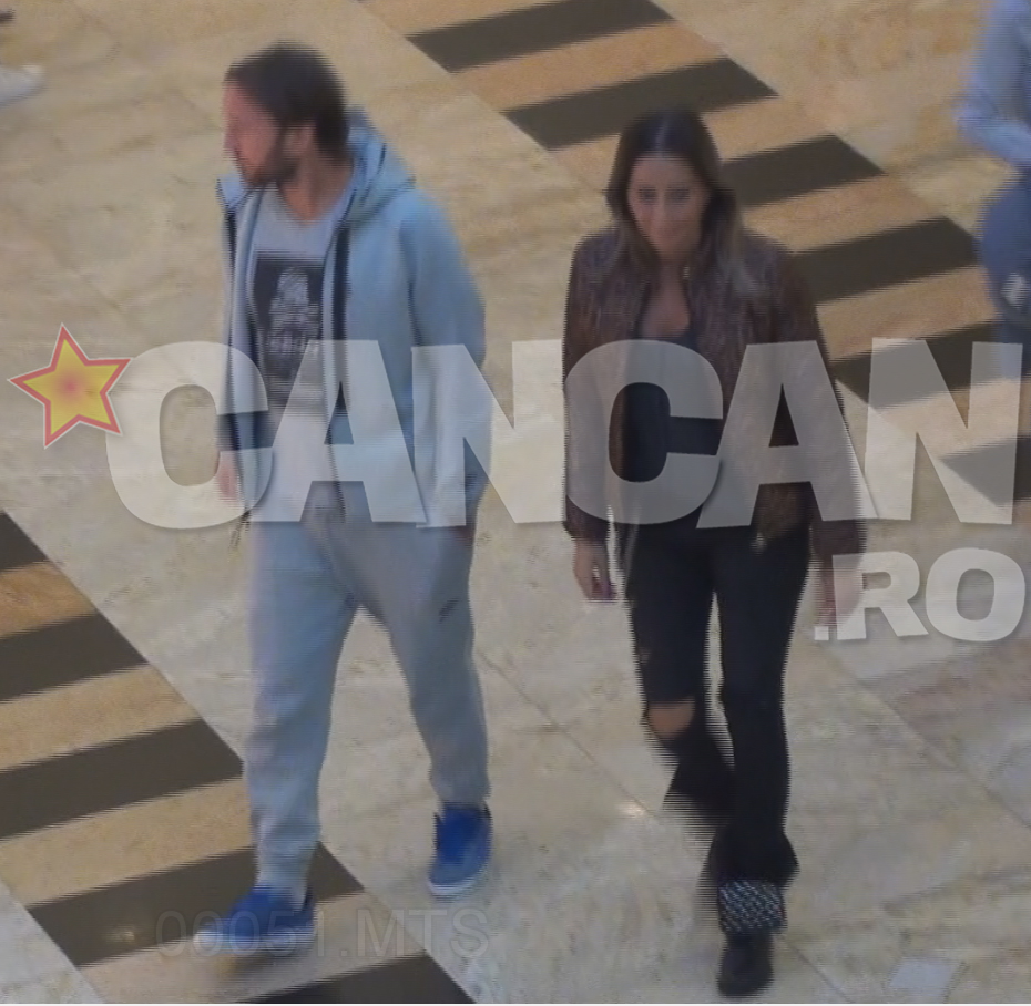 Surprinsi in timp ce se plimbau