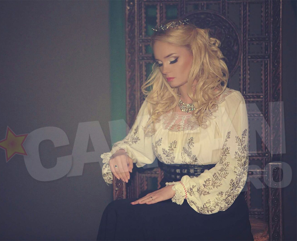 Maria. Maria Constantin a ales pentru videoclip o tinuta de poveste