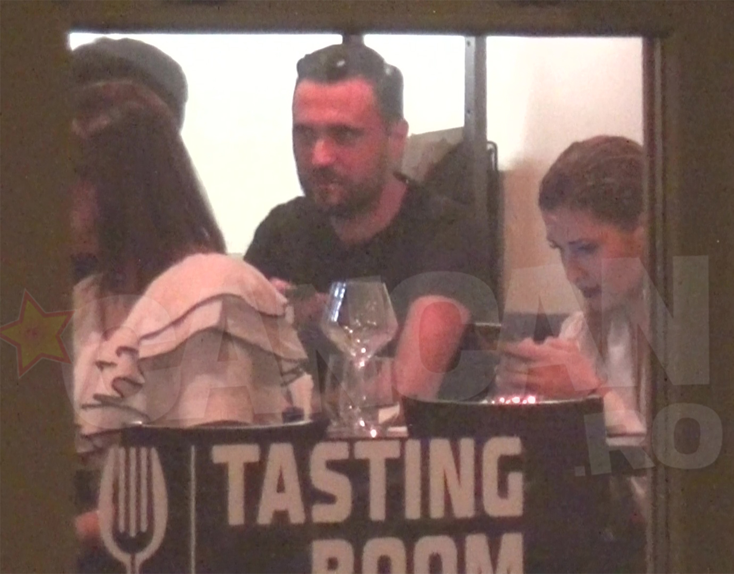 Cei doi au luat masa impreuna cu un alt cuplu