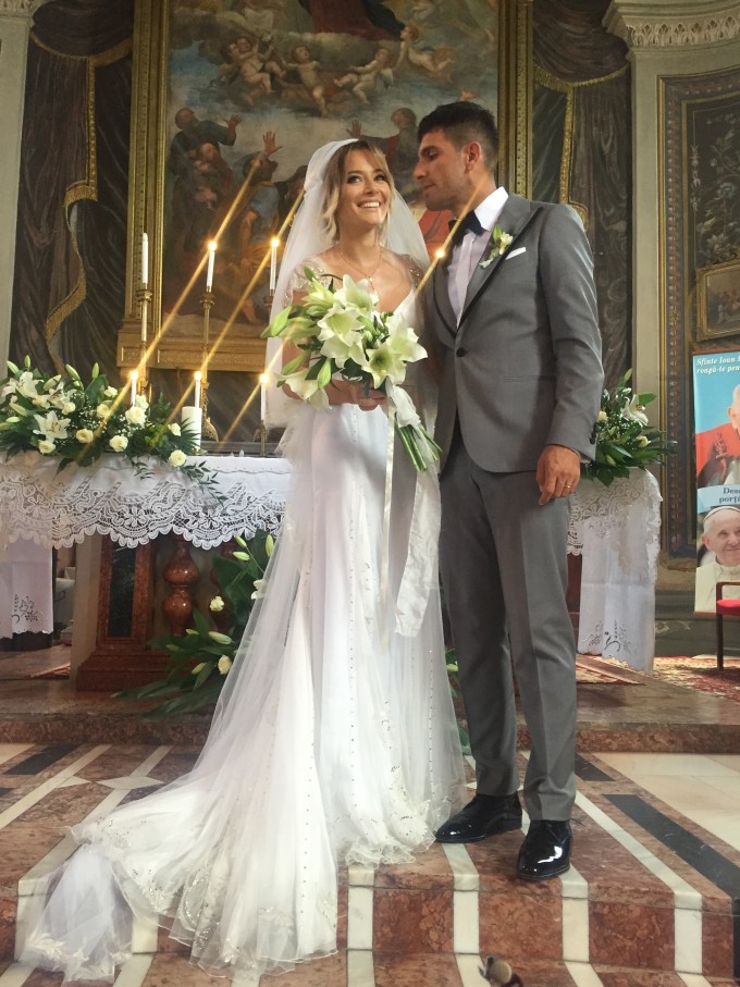Laura Cosoi si Cosmin Curticapean s-au casatorit la inceputul lunii august