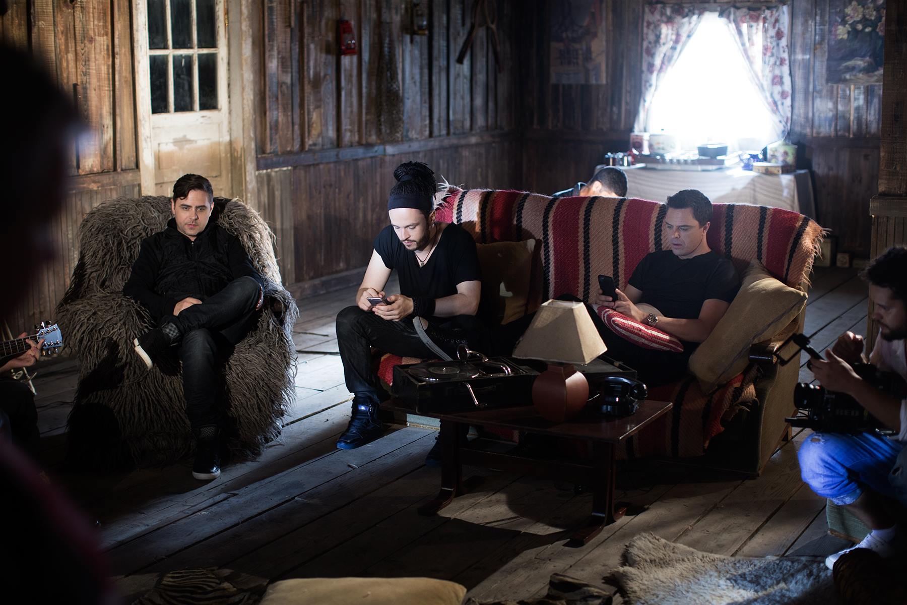 Baietii de la Kazibo au lansat de curand o melodie alaturi de Markus Schulz