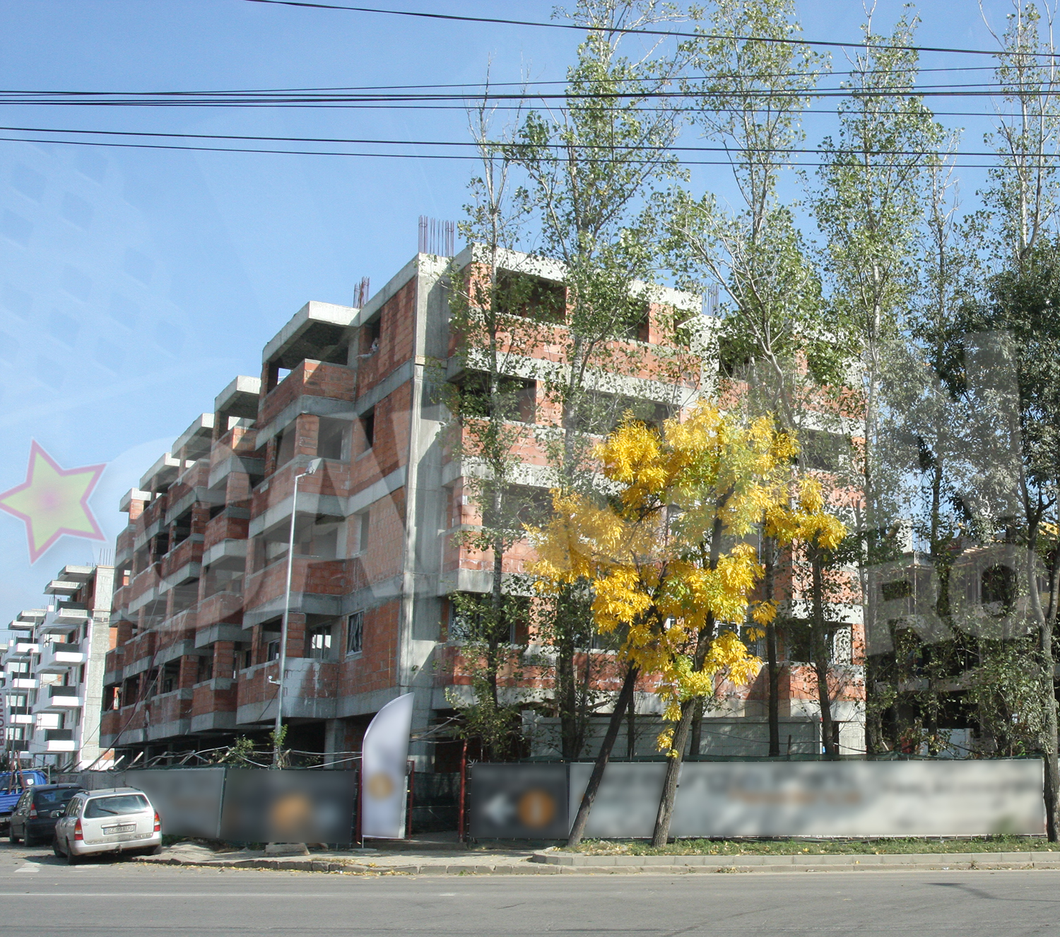 Victor Slav supravegheaza lucrarile la un complex rezidential din sudul Bucurestiului