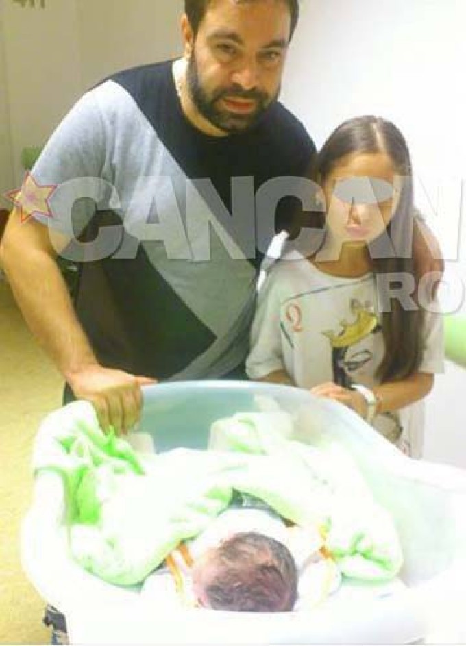 Roxana Dobre a adus pe lume o fetita pe 3 septembrie 2015