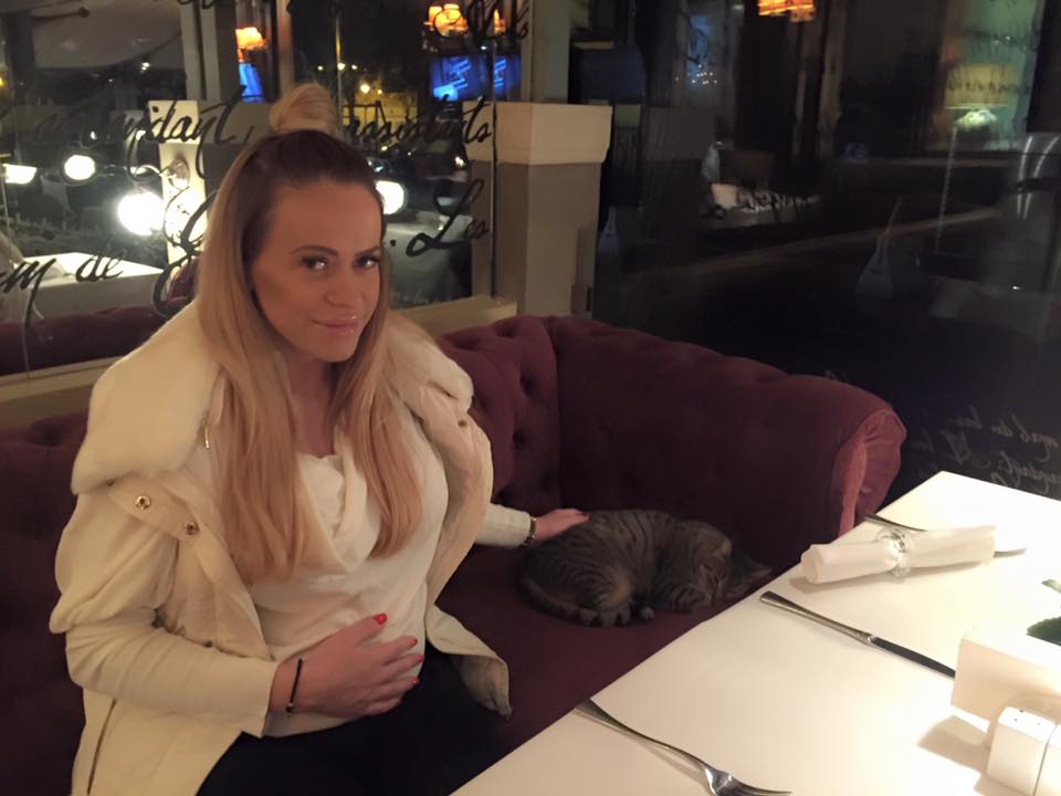 Inainte de a deveni mamica, Anda Adam si-a postat o imagine pe Facebook