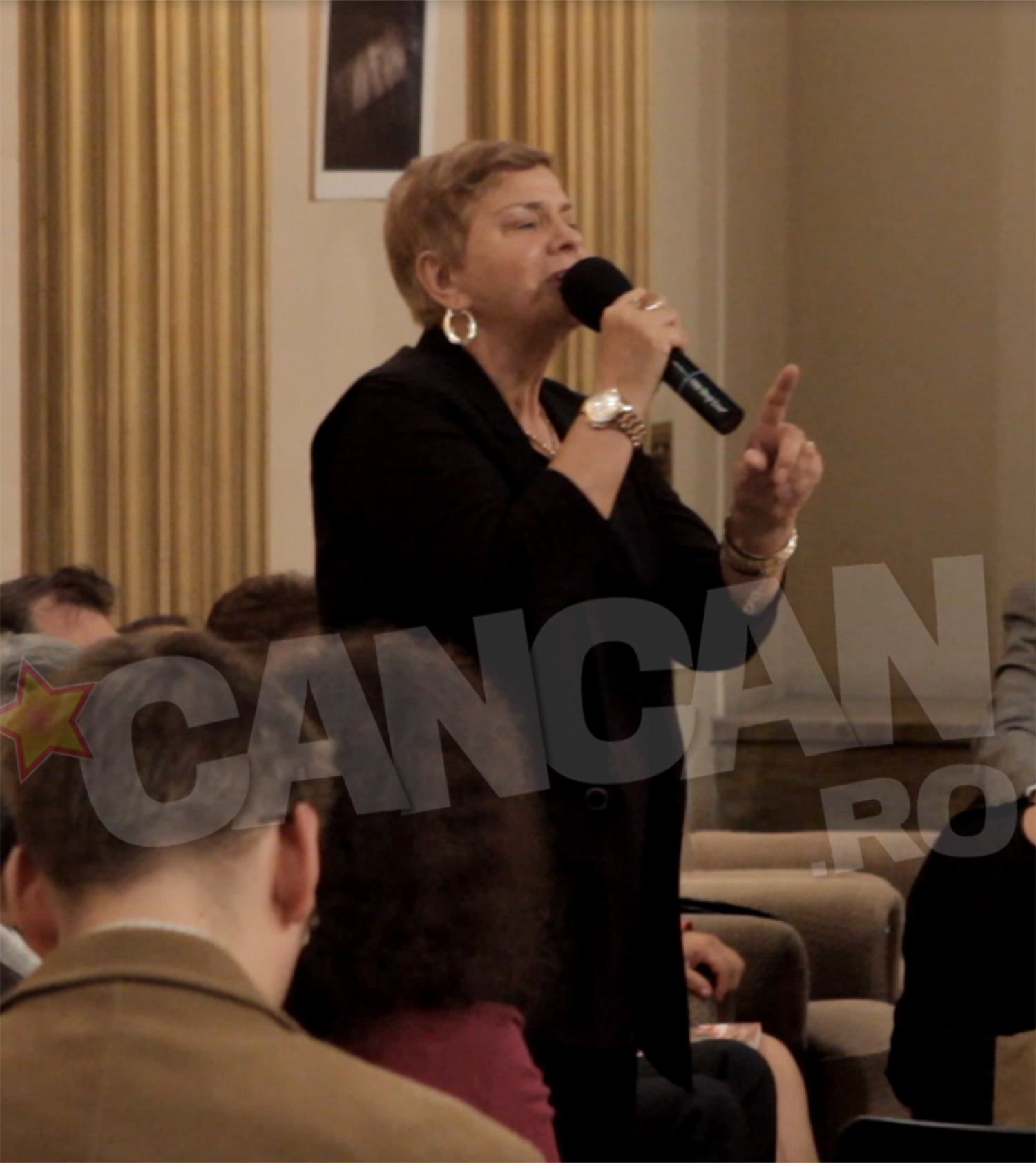 Ionela Prodan este intotdeauna o prezenta foarte eleganta