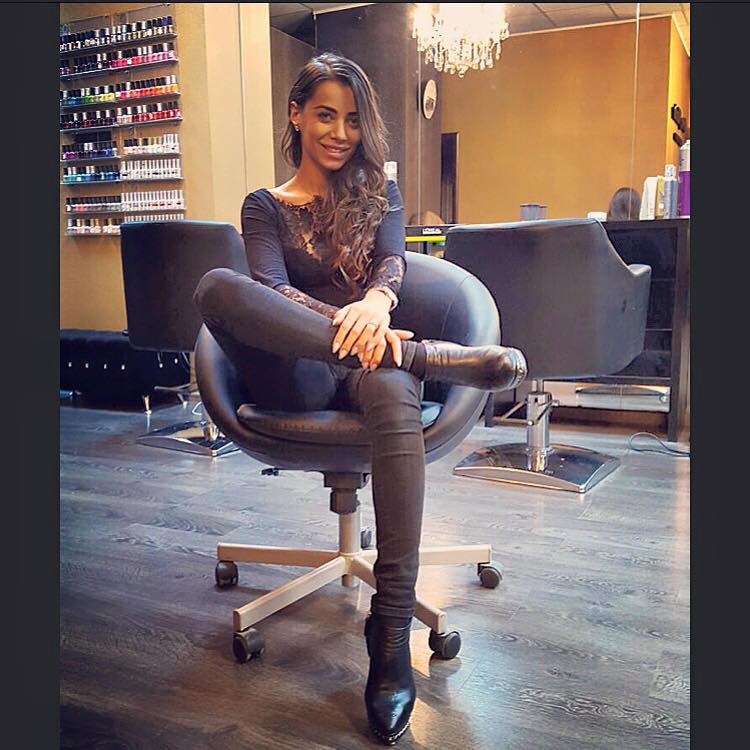 Oana Marica are doua saloane in Capitala