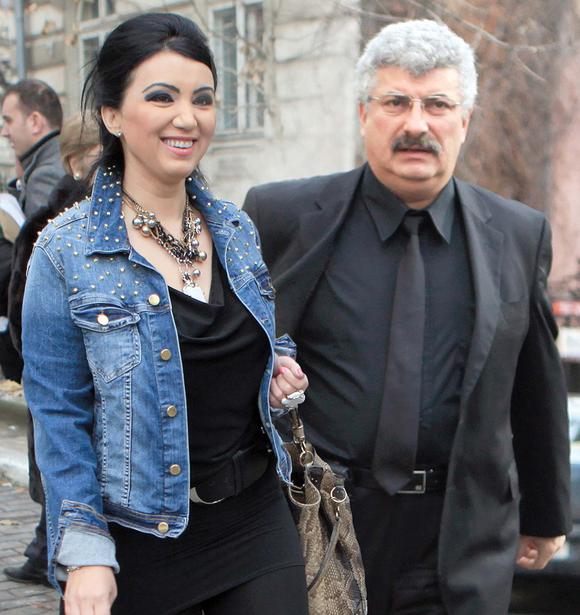 Silviu Prigoana considera ca fosta sotie isi face copiii de ras in toata tara, iar acest lucru le va afecta imaginea cand vor creste mari