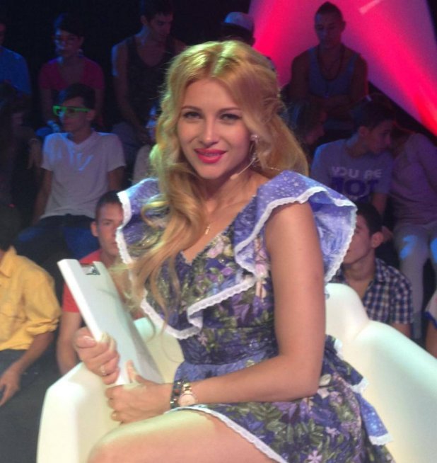 Cantareata se numara printre vedetele care aduc audienta postului Antena 1