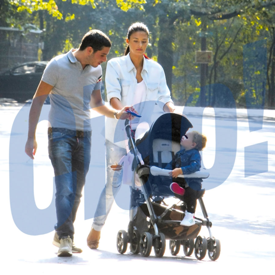 Maya este crescuta de parintii lui Vincenzo in Italia