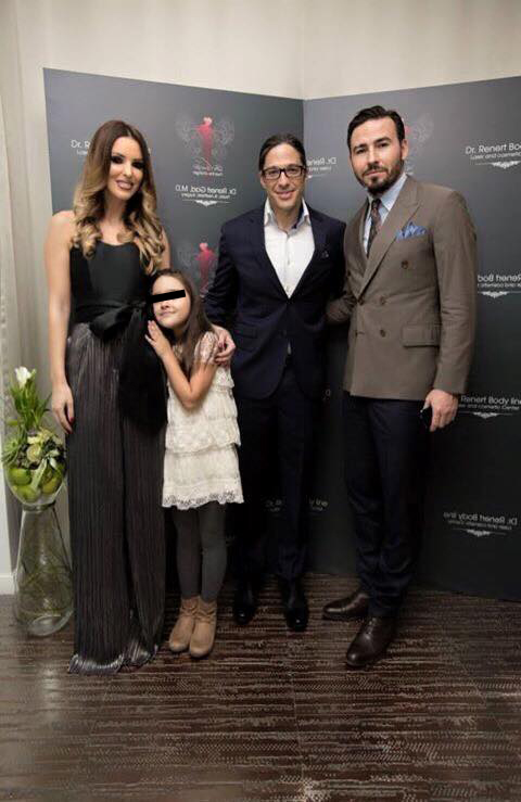 Denisa Nechifor cu fetita si fostul sot, Adrian Cristea impreuna cu 