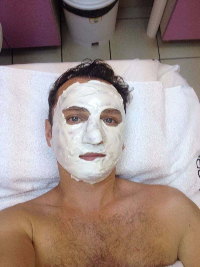 Mihai Traistariu le arata fanilor cat de mult conteaza pentru el aspectul fizic