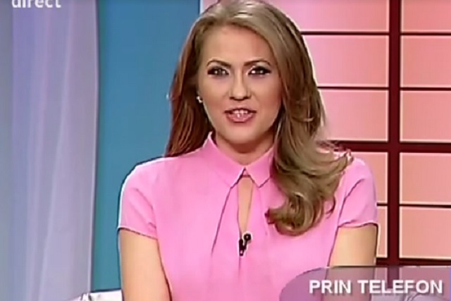 Vedeta prezinta o emisiune, unde persoanele singure isi cauta sufletele pereche