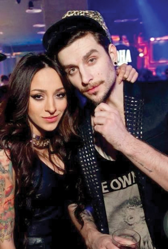 Ruby este fericita alaturi de iubitul sau