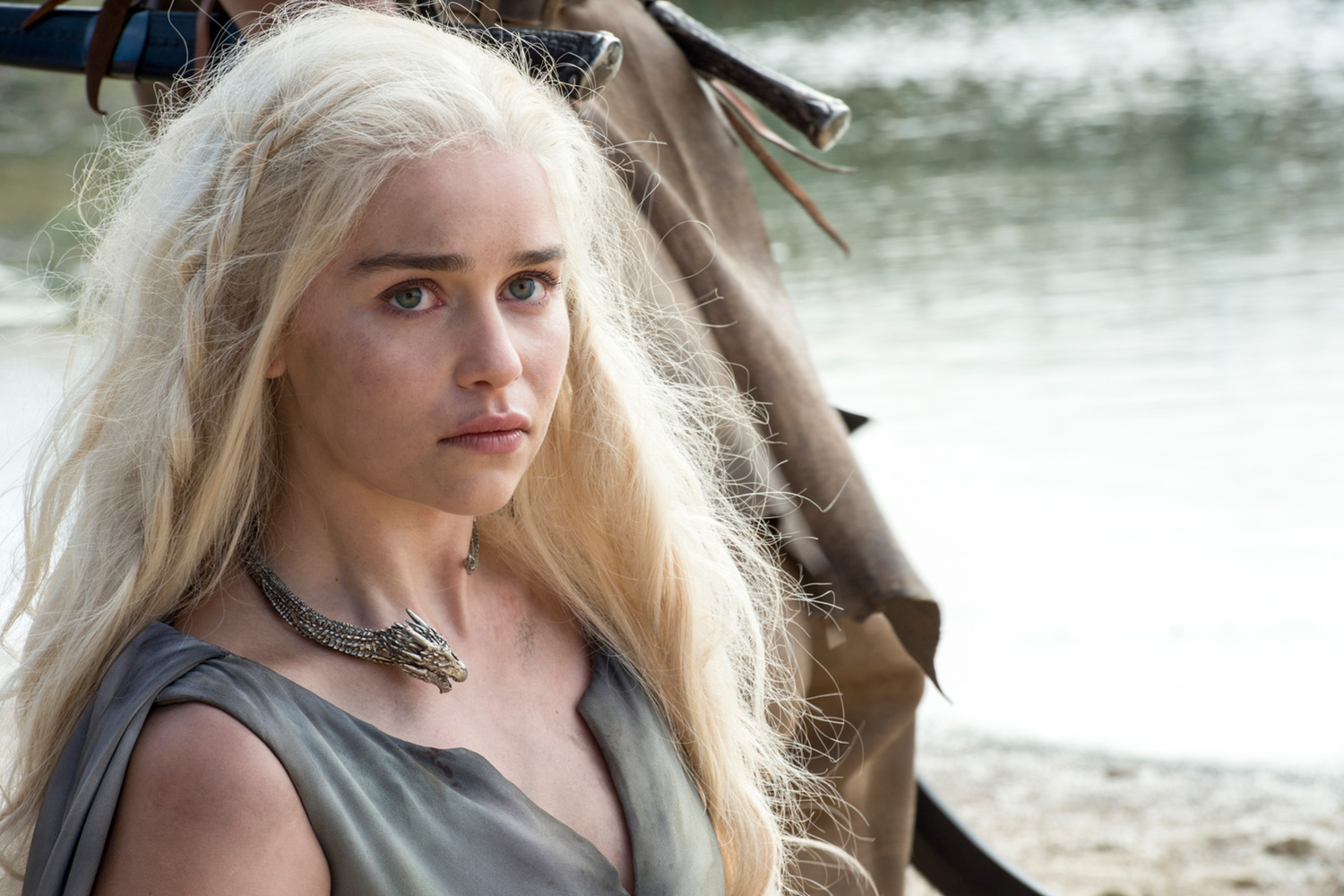 Daeneris Targaryen, unul dintre personajele cheie ale indragitului serial, apare si in sezonul final.