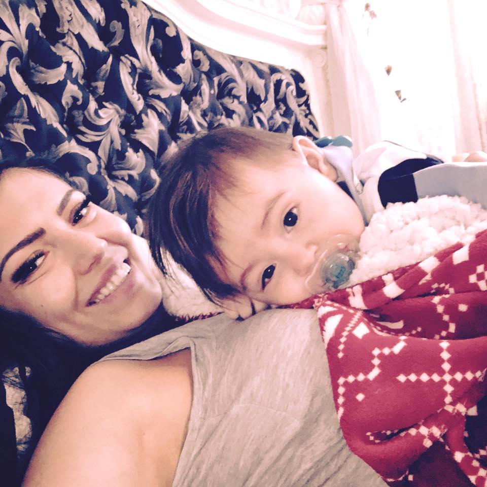 Andreea petrece foarte mult timp cu baietelul ei