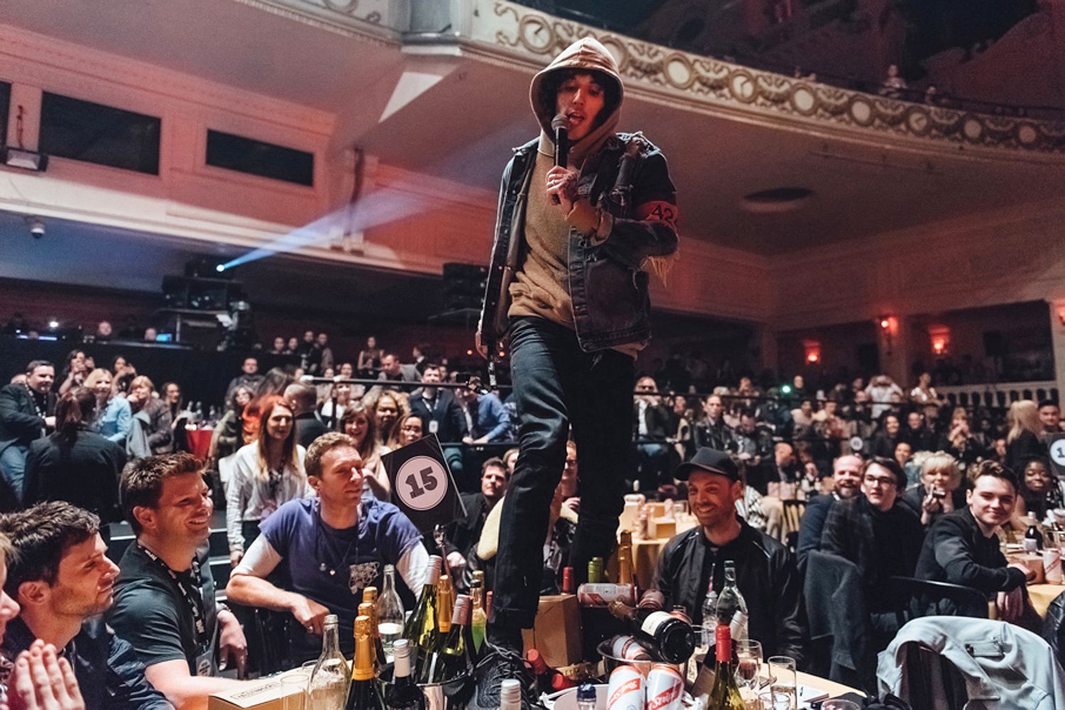 Oli Skyes a fost cat se poate de ironic la adresa solistului Coldplay, a carui importanta pentru muzica rock a fost comparata cu cea a educatiei religioase in scoli