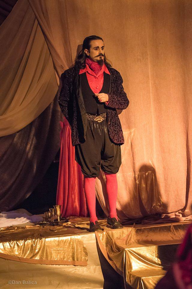 Artistul îşi iubeşte meseria