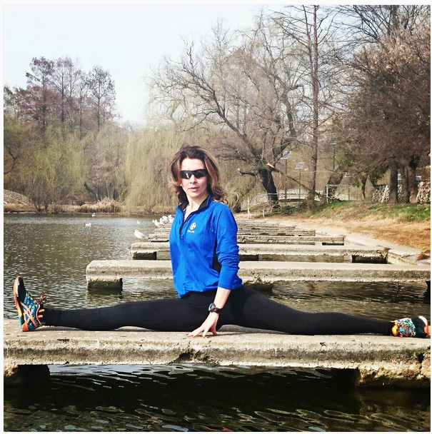 Carmen Bruma face sport in parc