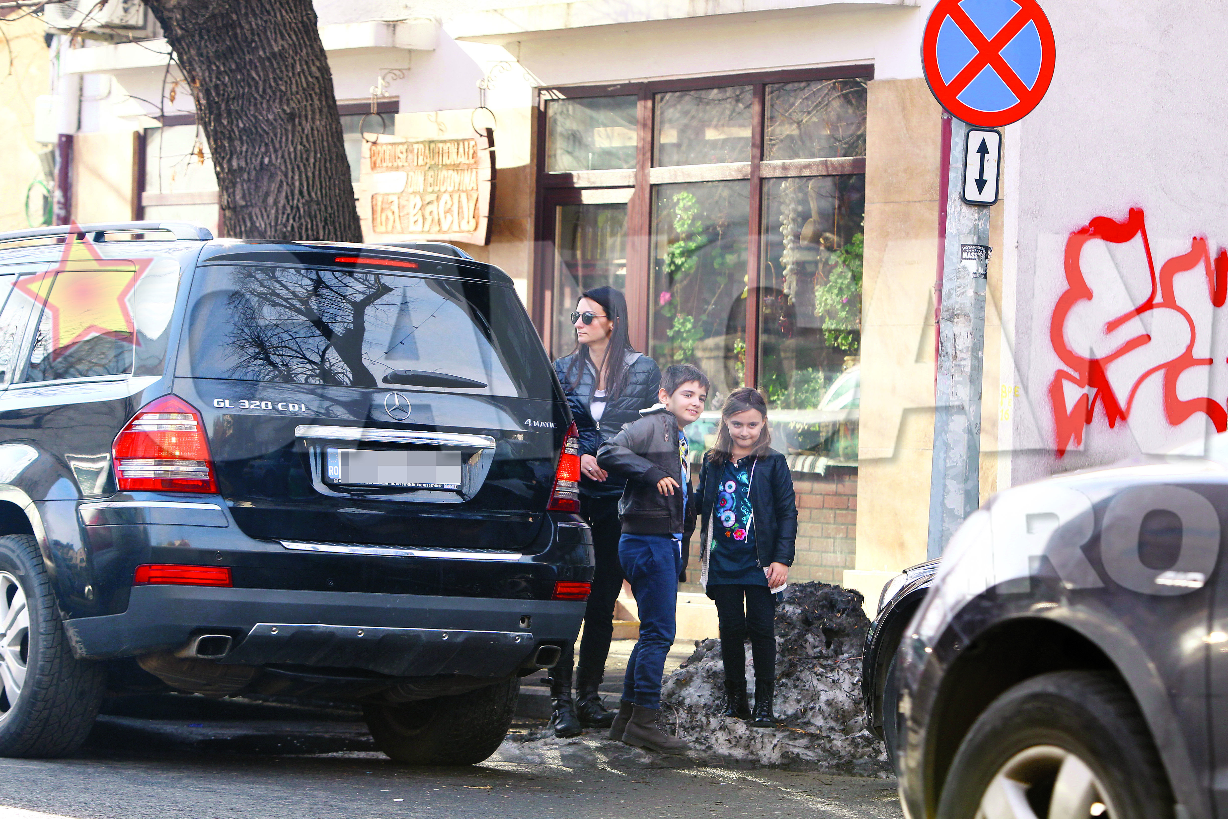 Artistul are o familie frumoasa si o cariera de invidiat