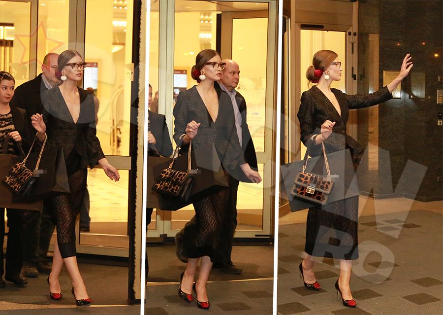 Iulia Albu a ieşit pe stradă mai dezbrăcată ca oricând