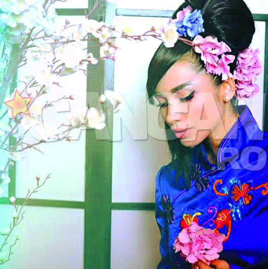 Interpreta are un corp de invidiat si reuseste foarte usor sa atraga privirile celor din jur