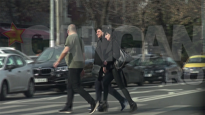 Cei doi par foarte fericiţi