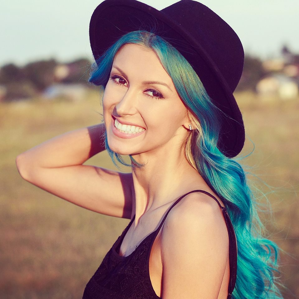 Andreea Balan are foarte multi fani