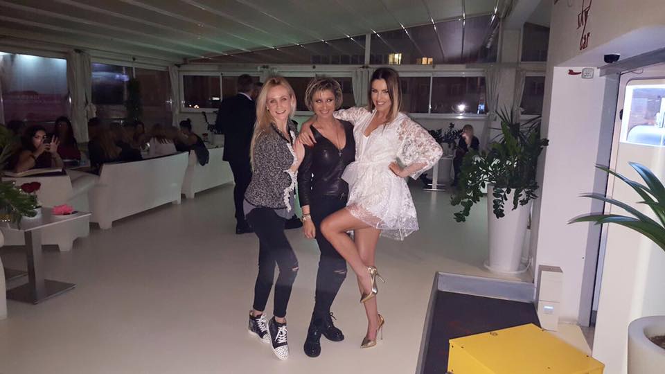 Denisa Nechifor este bună prietenă cu Anamaria Prodan şi Luana Rednic