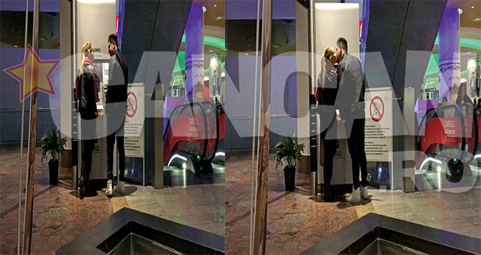 La inceputul relatiei Xonia si Albert se sarutau si fara motiv. Articolul il puteti citi si in numarul 302 al revistei 