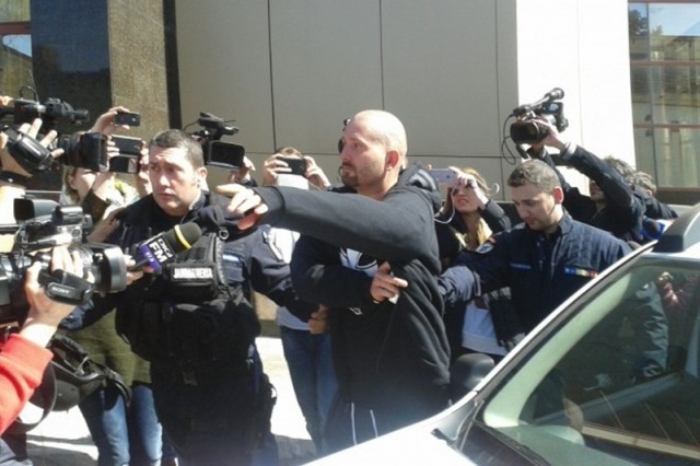 Cheloo este cercetat pentru trafic de droguri.