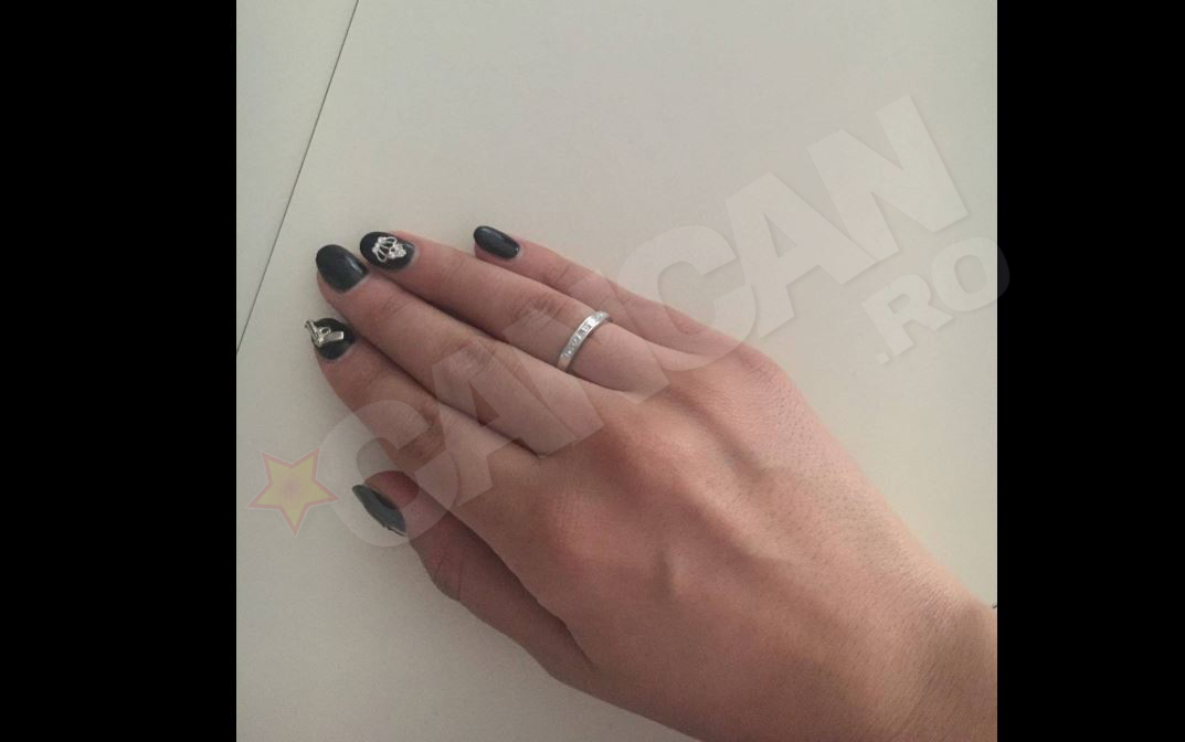 Antonia a primit bijuteria chiar de ziua ei