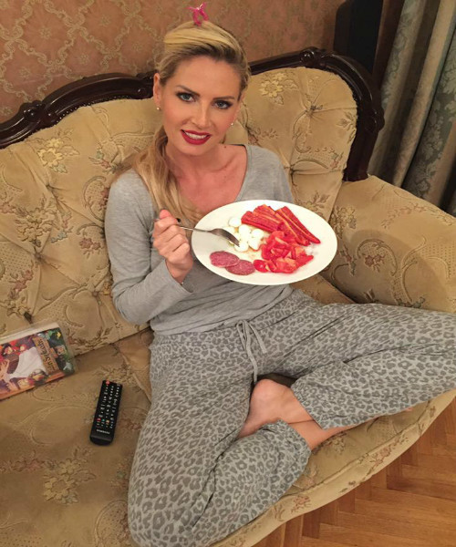 Andreea Bănică a stârnit controverse cu o fotografie în care vrea să mănânce.