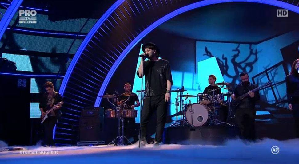 Smiley a lansat de curând o nouă piesă de dragoste.