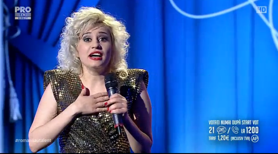 Anisia a rupt câte un zâmbet de la fiecare jurat