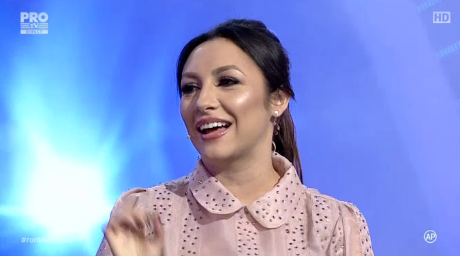 Andra a cântat ultimului hit