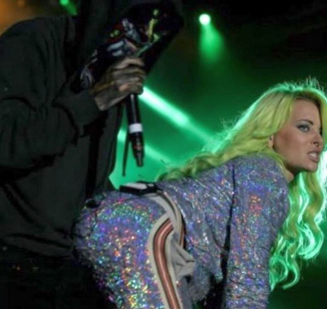 Delia în timpul concertului