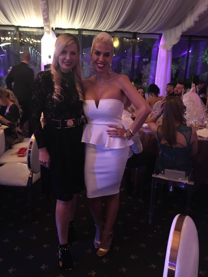 ANdreea a avut o ţinută all black.