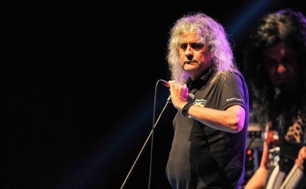 Artistul a fost nevoit să amâne concertele